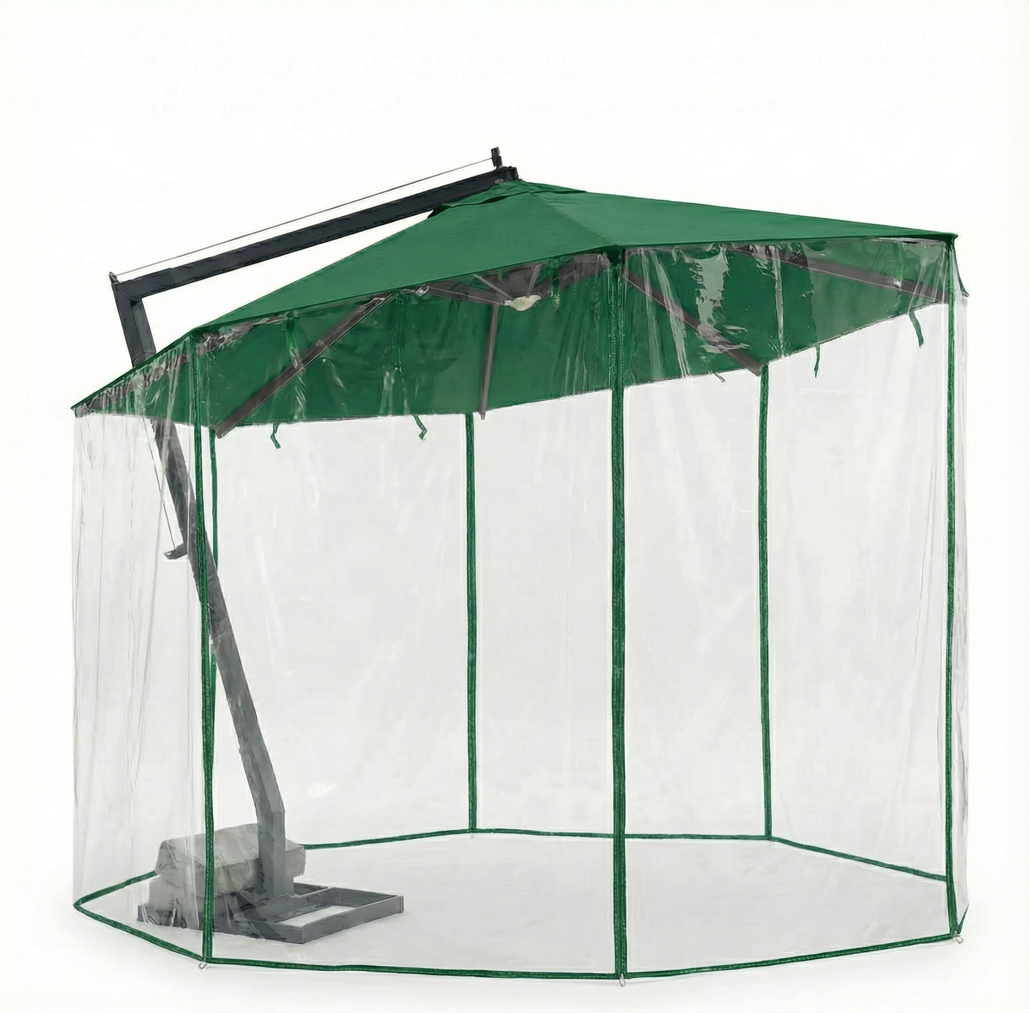 سایبان چتری ۴ متری پایه کنار آلاچیقی با طلق پلاستیکی